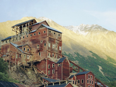 Old Copper Mine Buildings, Preserved National Historic Site, Kennecott, Alaska, USA